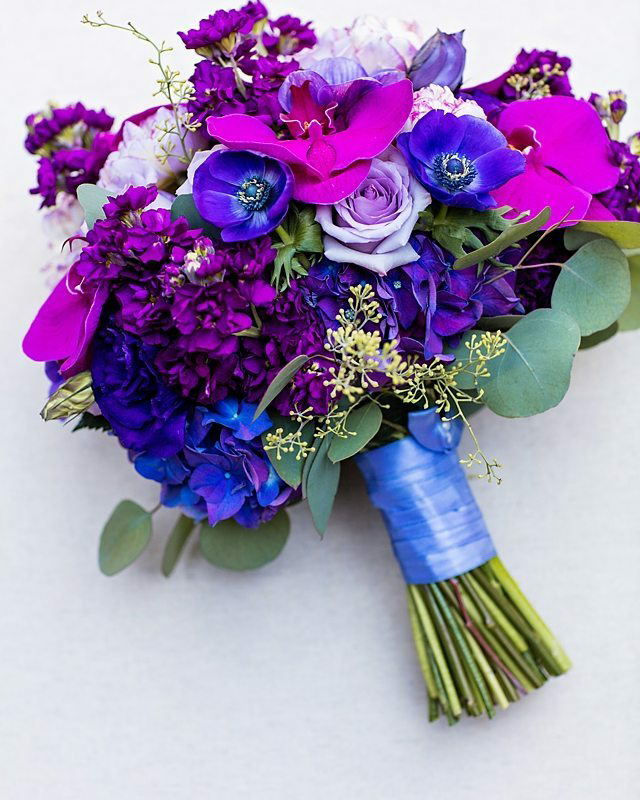Bouquet de mariée violet